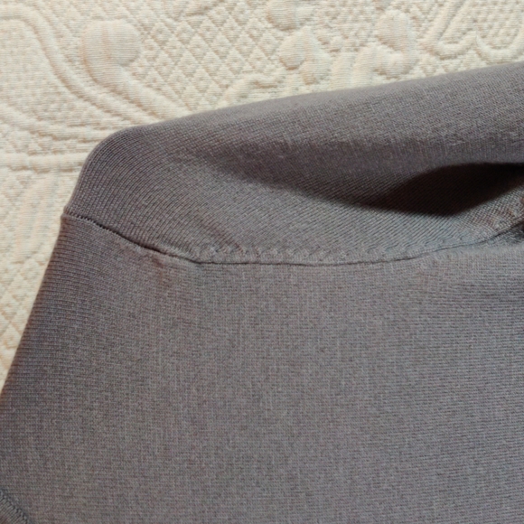 Pierre New York Turtleneck Sweater - Picture 6 of 15